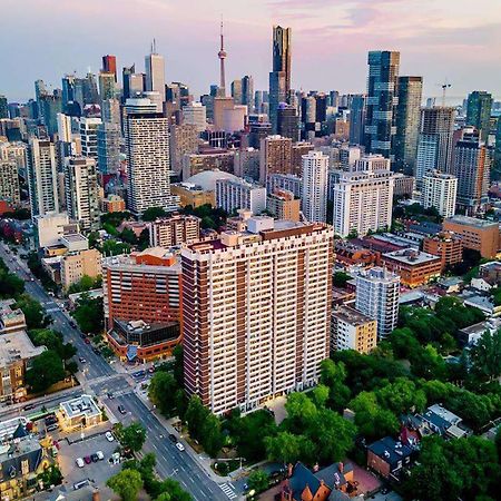 Downtown Gem By The Subway Daire Toronto Dış mekan fotoğraf